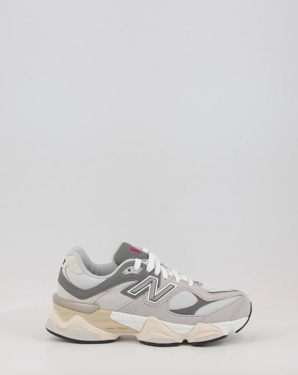 Baskets New balance GC9060GY Beig