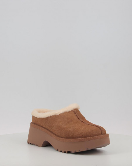 NEW HEIGHTS COZY CLOG