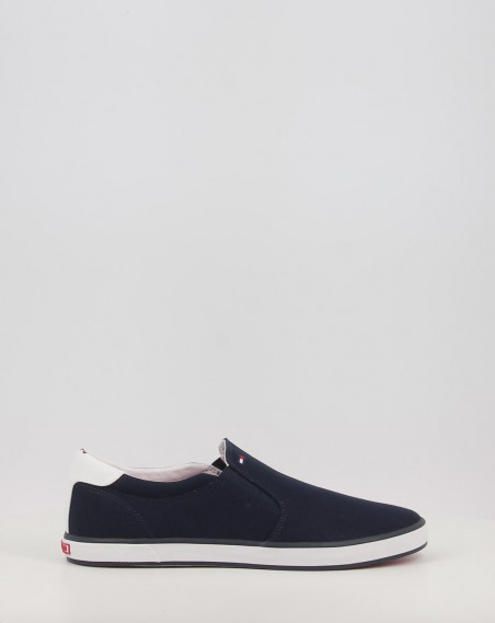 ICONIC SLIP ON SNEAKER ICONIC SLIP ON SNEAKER