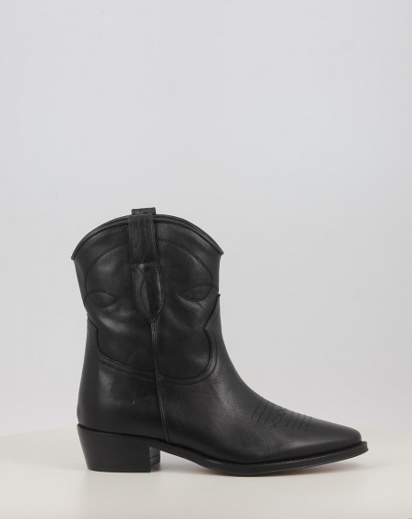 CECILE 2235