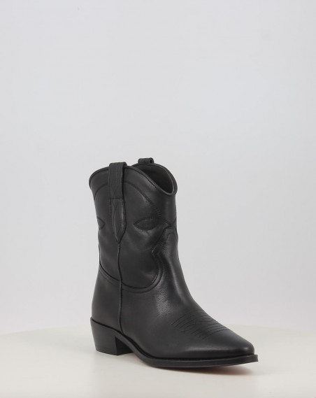CECILE 2235