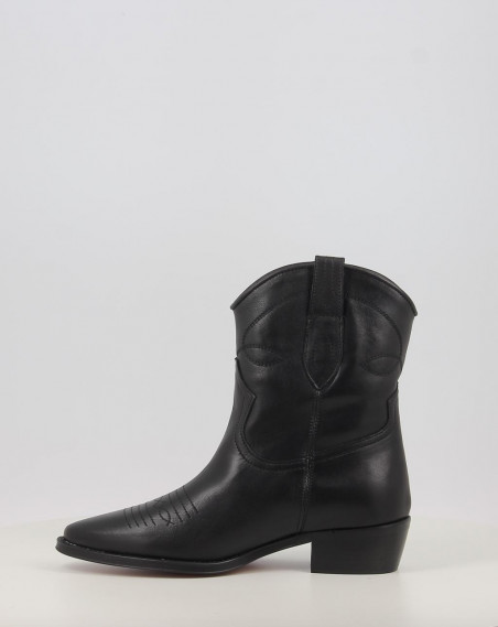 CECILE 2235