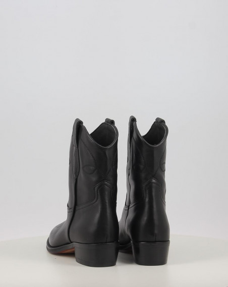 CECILE 2235