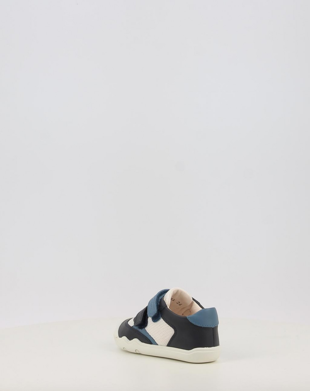 B STEPPIEUP BOY A B655WA