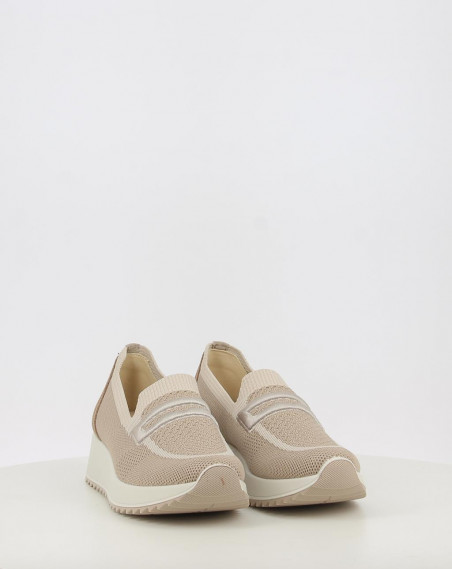 ESTHER 107300