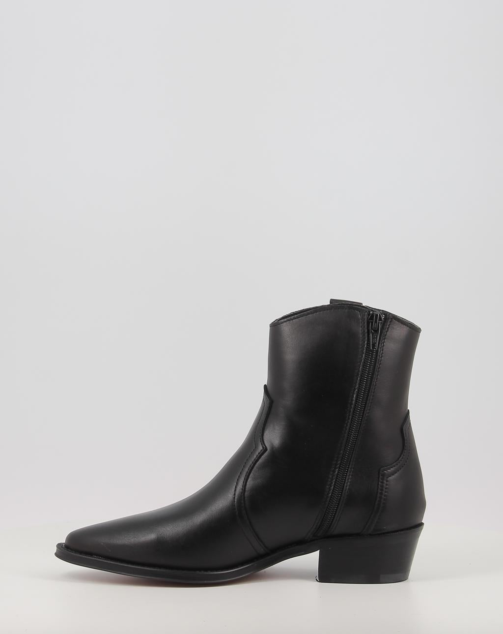 CECILE 2548