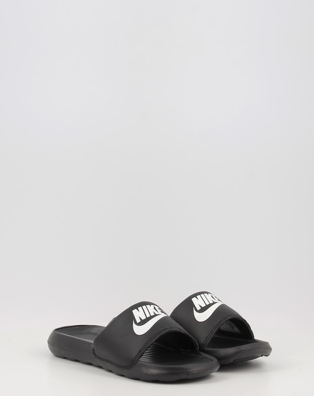 WMNS VICTORI CN9677