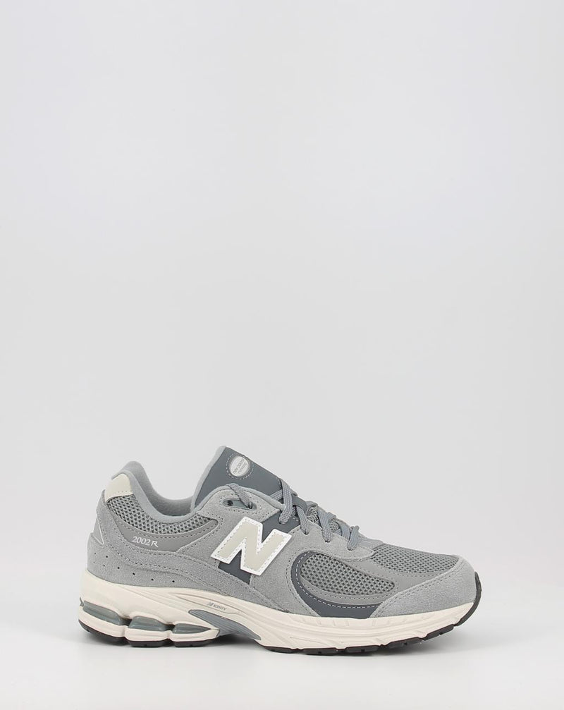 Baskets NEW BALANCE GC2002ST gris