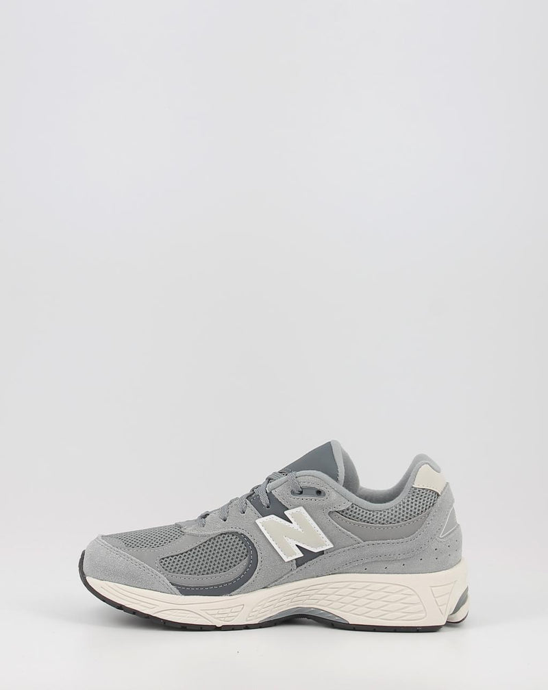 Baskets NEW BALANCE GC2002ST gris