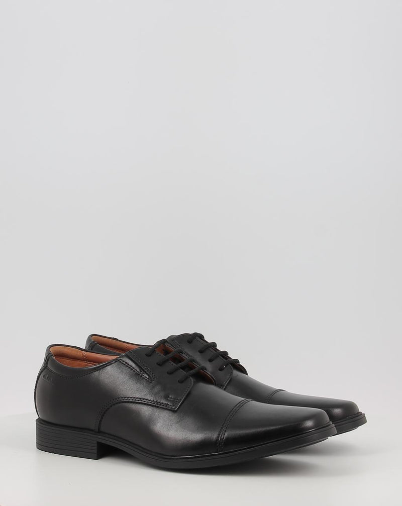 Chaussures CLARKS TILDEN CAP noir