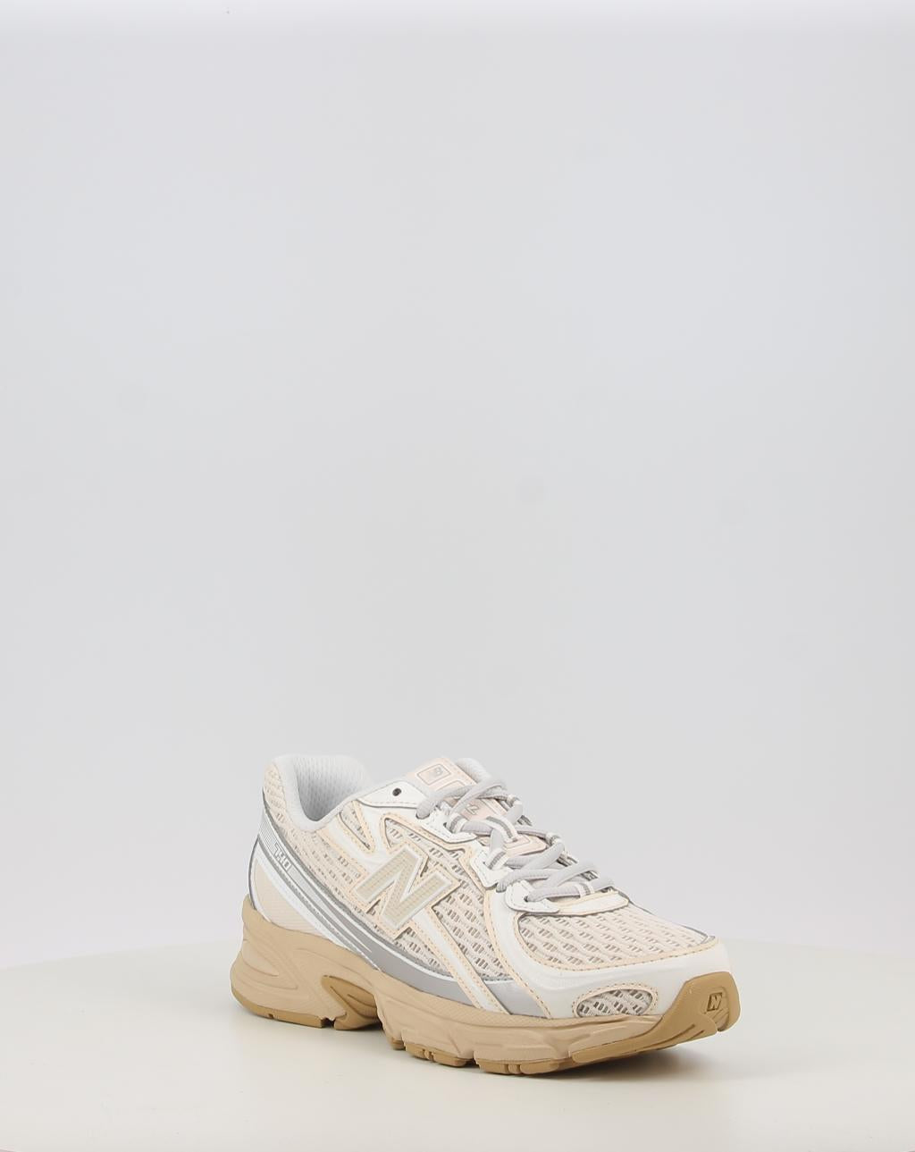 U7403OO