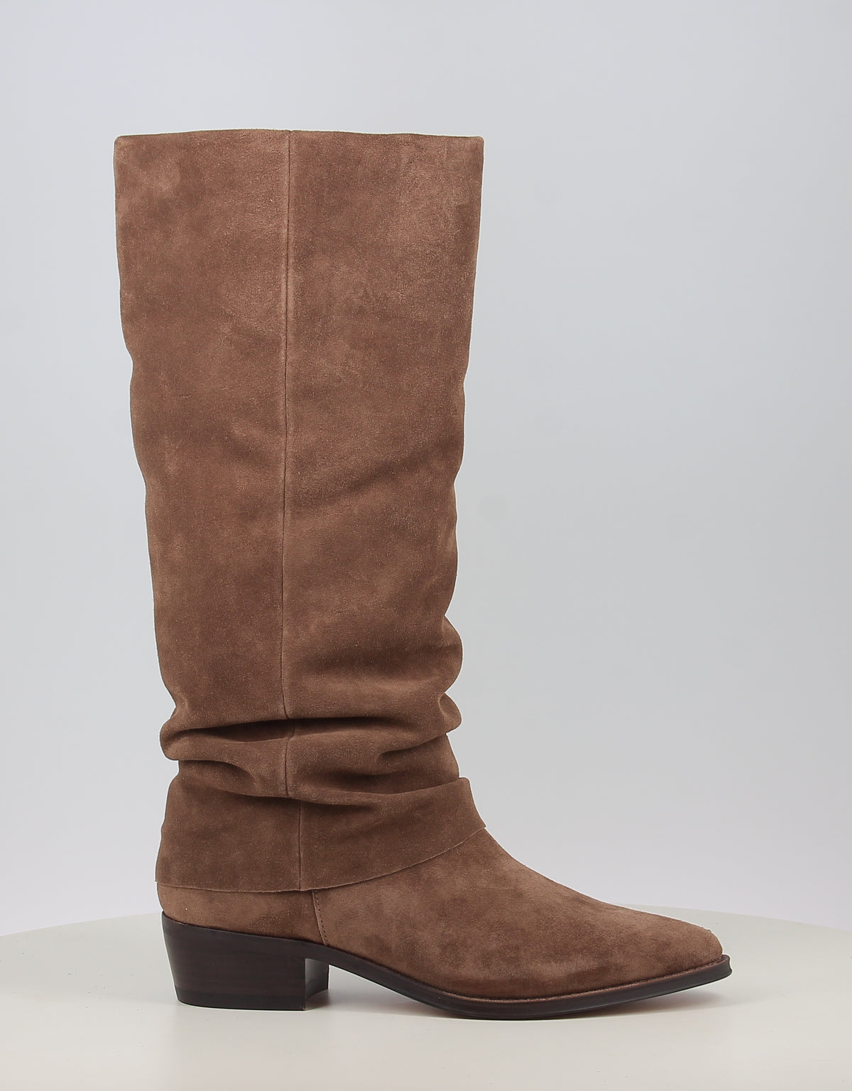 AFT CECILE 5643